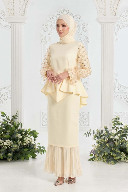 浅黄色的 Evelina Kurung (2)