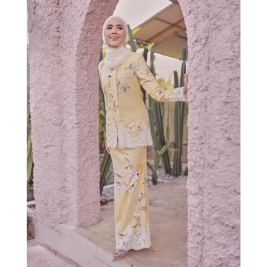 SIPO LAVISH LEBARAN 2024 KEBAYA MODEN WOMAN KABAYA DRESS YELLOW