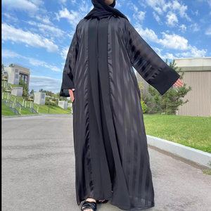 SIPO Summer Hot Selling New Designs 2023 Luxury Open Abaya Black Frauen Muslimisches Kleid