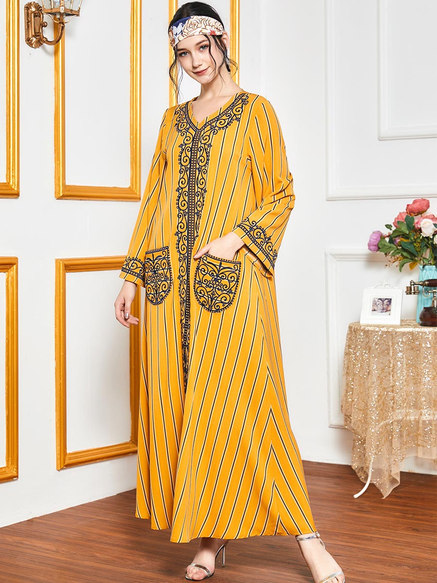  Prayer Clothes Embroidery Dubai Robe Femme Musulman Vêtements Modest Vetement Femme Borka Turkish Women Kebaya Maleisie Islamic Clothing Maxi Dress Abaya