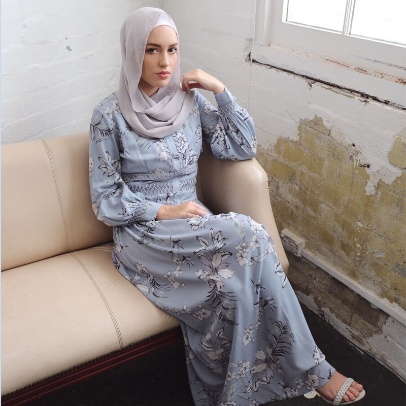 2022 Modern Women Malaysia Islamic Arabic Robe Salwar Kameez Casual Design New Design Abaya