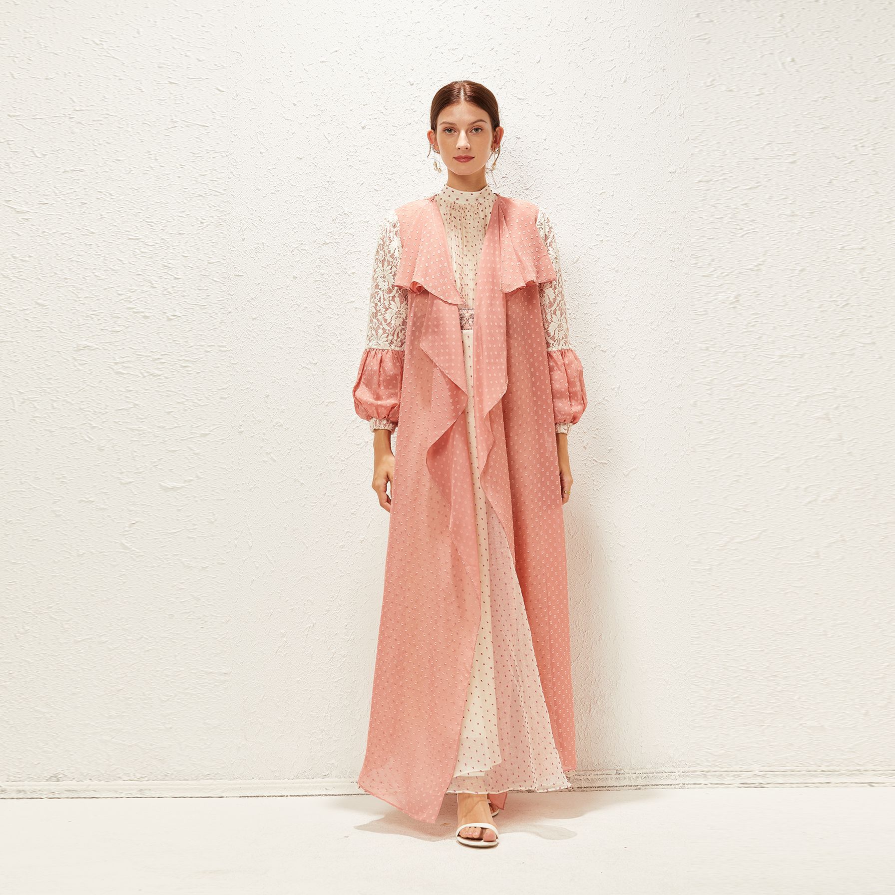 2022 Middle East Muslim Embroidery Wave Point CHIFFON FLOWER Cutting Women's Coat