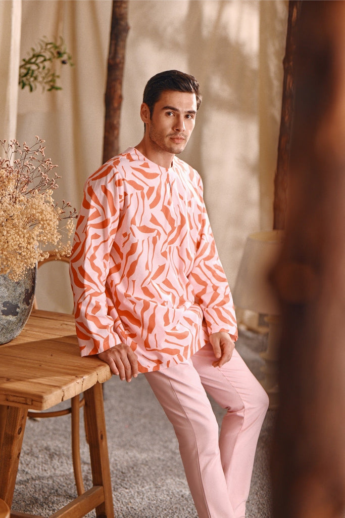 SIPO Men's Kurta with Key-Hole Neckline And Button Detail Kurta Sets for Men