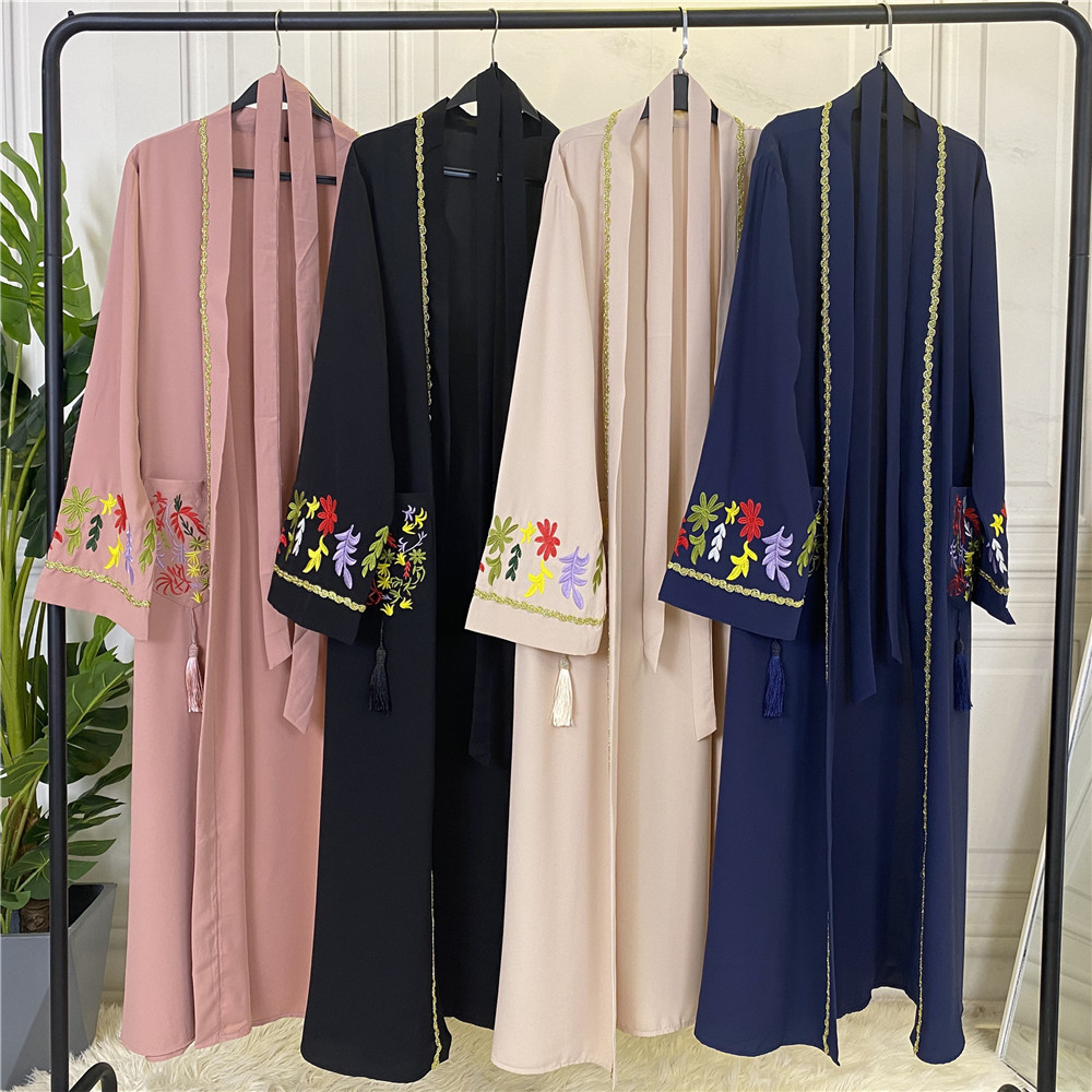 2022 AliExpress EBay Amazon Middle East Dubai Hot Sale Muslim Fashion Embroidered Cardigan Lace Female Robe