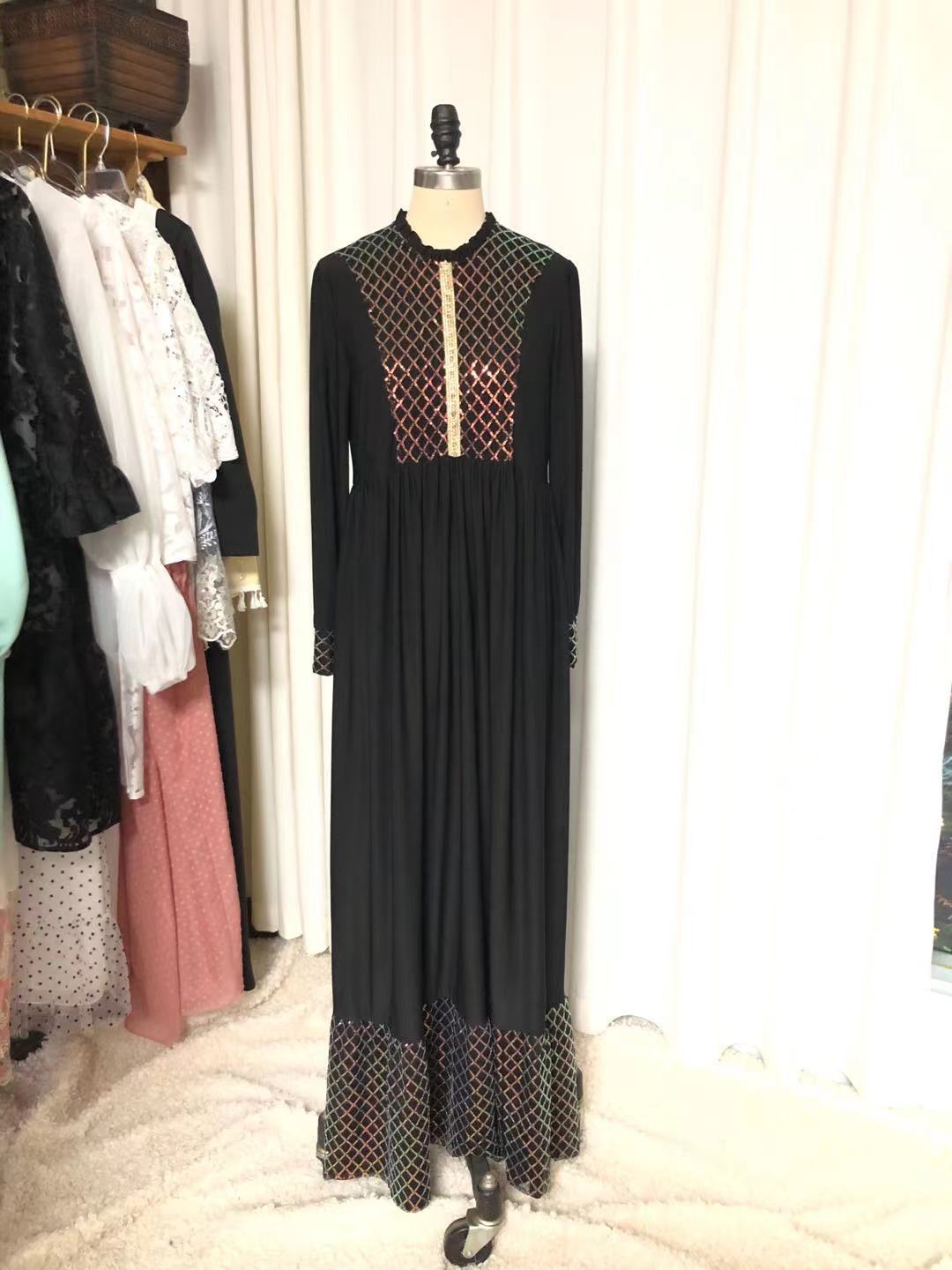 2022 Muslim Arabian Sequin Round Neck Loose Long Sleeve Women's Long Skirt