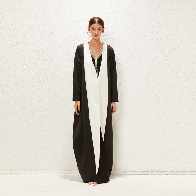 2022 Spring And Autumn Foreign Trade Muslim Long Black And White Stitched Air Cotton Middle East Coat