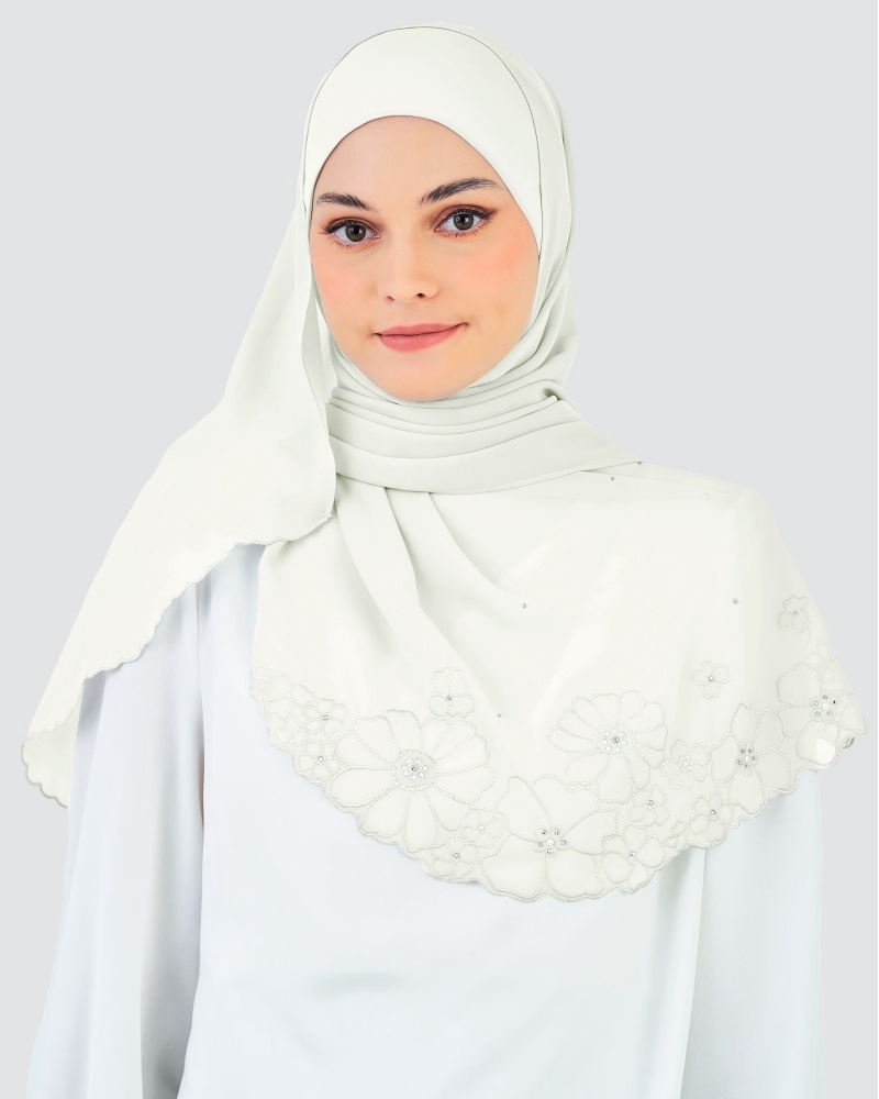 SIPO Custom hijab scarf Premium Malaysia Embroidery Hijab Pearl Chiffon Shawl Scarf supplier