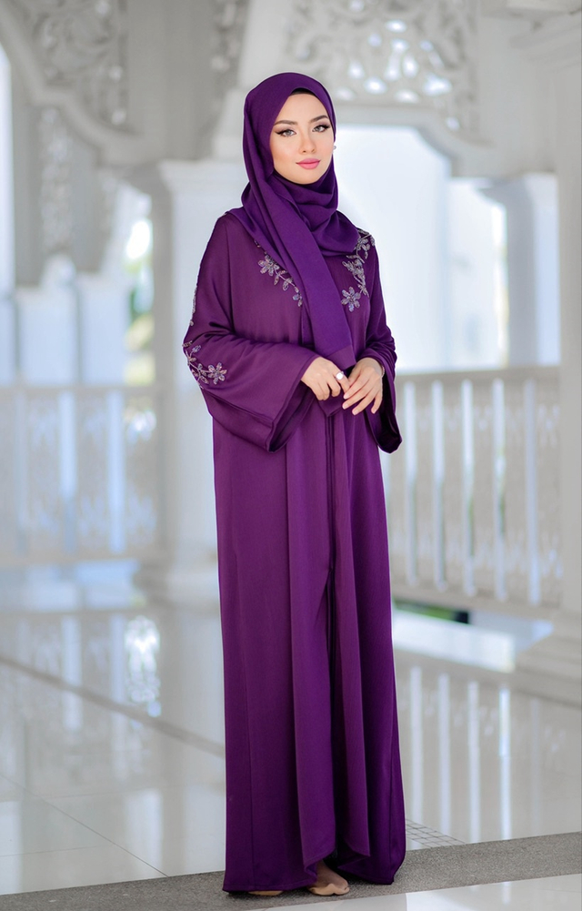 SIPO New Fashion Embroidery Dubai Kimono Front Open Abaya Popular Style Kaftans Wholesale Malaysia Beauty Islamic Kimono Cardigan with Flower Beads