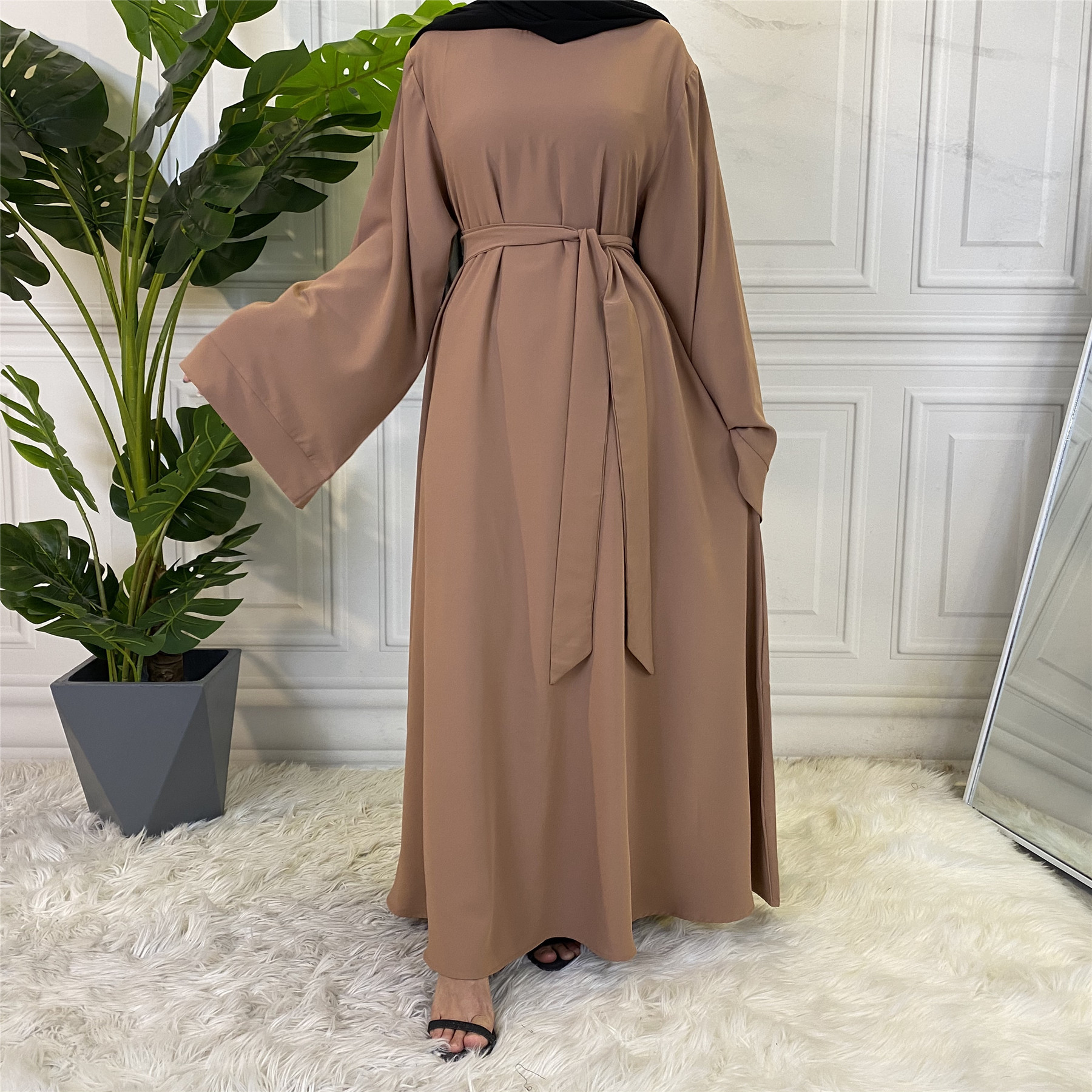 2022 AliExpress EBay Amazon Middle East Dubai Hot Sale Net Color Plus Size Lace-up Muslim Dress