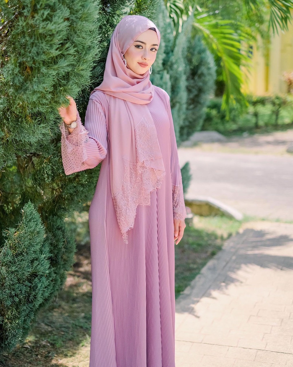 SIPO New Abaya Vrial Dress Pleated Allium Abaya Muslimah Dress Lace Rhinestone Premium Abaya Dubai Plus Size