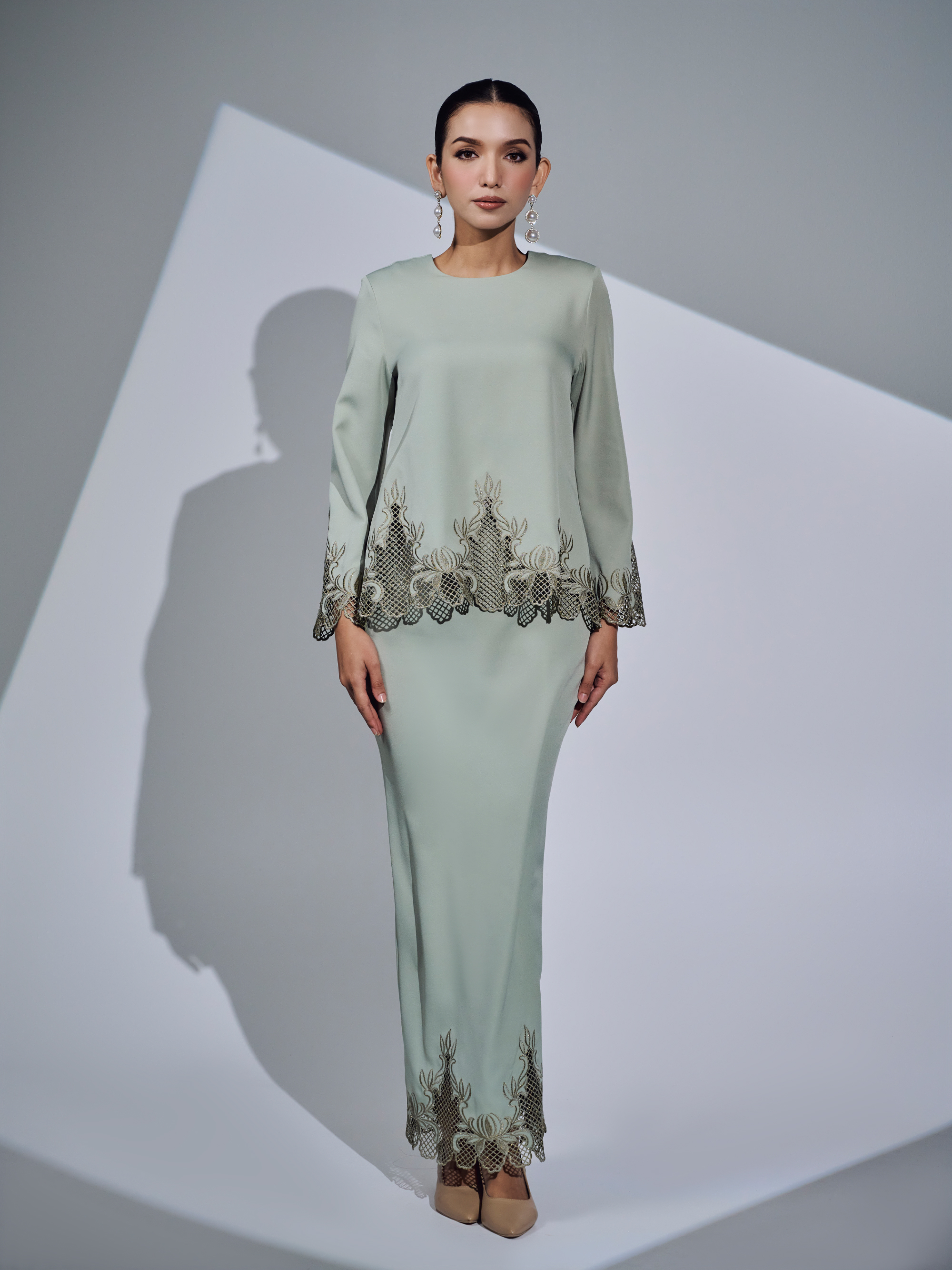 SIPO 2024 Eid Custom Muslim Mini Baju Kurung Wholesale in Vietnam Premium Moroccan Crepe Abaya Muslim Women Dress