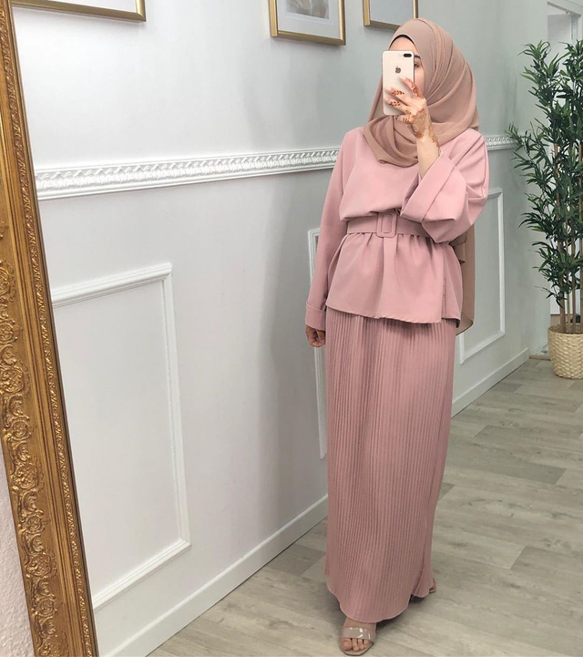 Modest Fashion Solid Color Casual New Design Dubai Middle East Muslim Lady Blouse Set