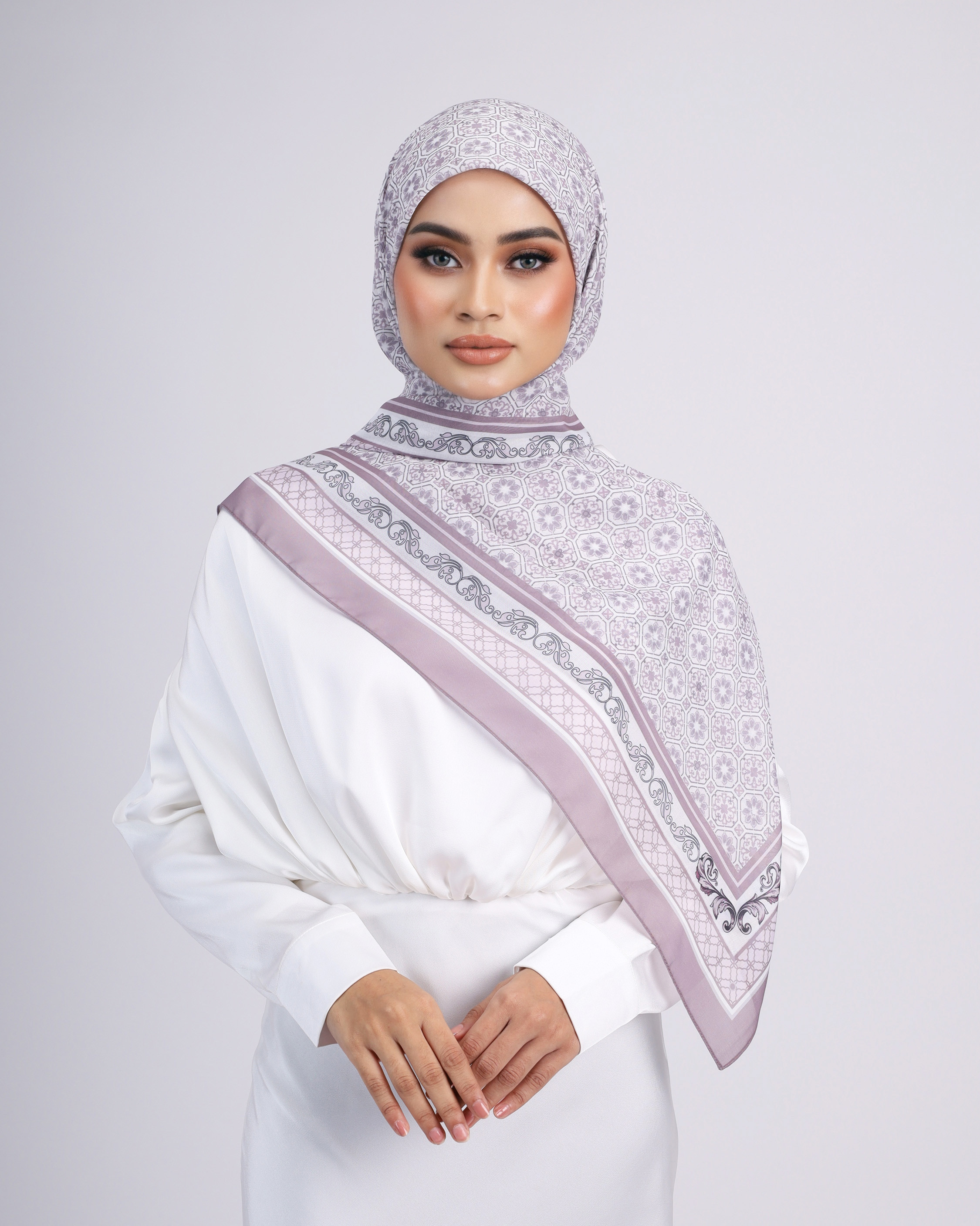 SIPO Wholesale Custom Printed Square Tudung Bawal Muslim Women Cotton Silk Printing Scarves Shawls Hijab