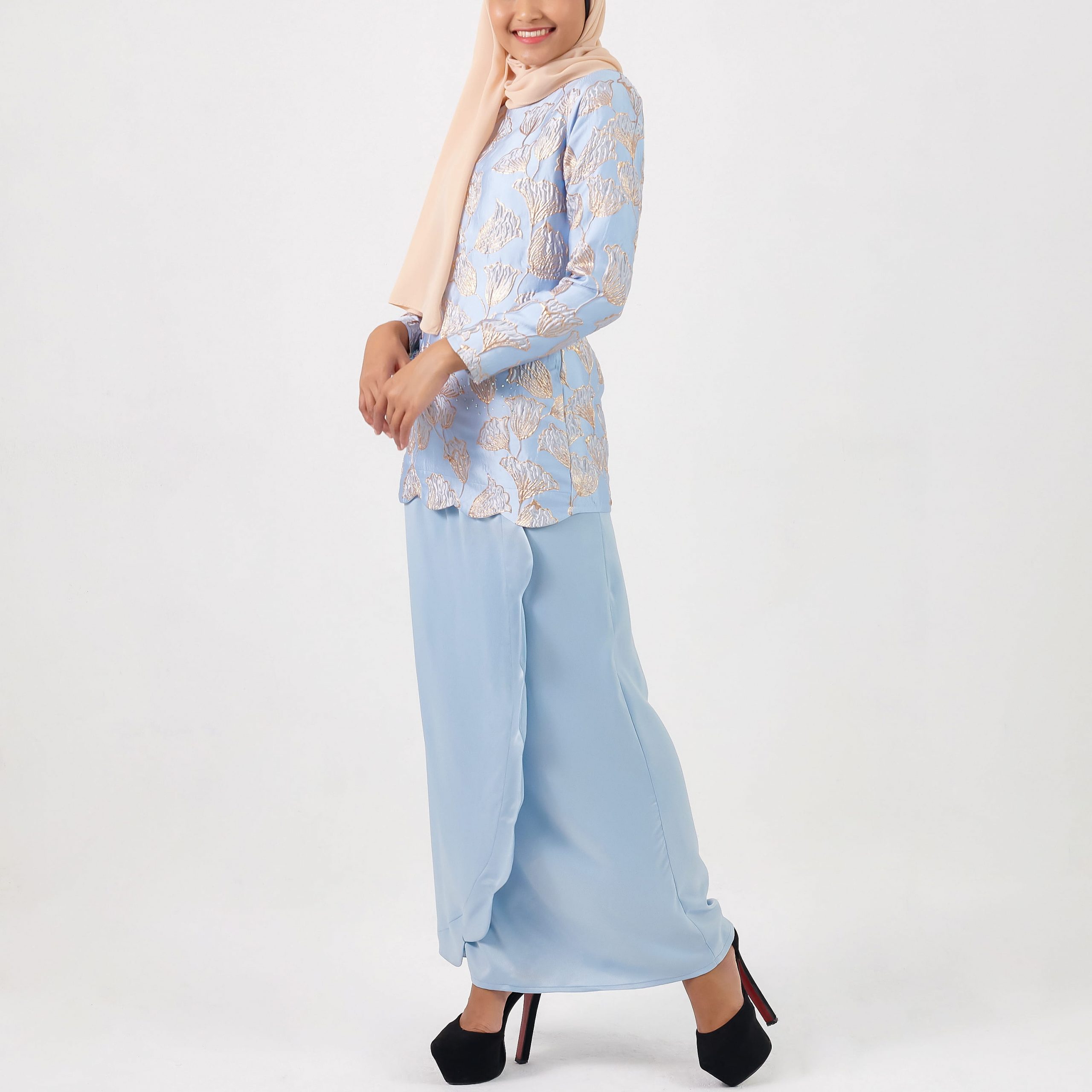 Gene-Martino-Bella-Kurung-Modern-GA8038SU-72-Baby-Blue-2-scaled
