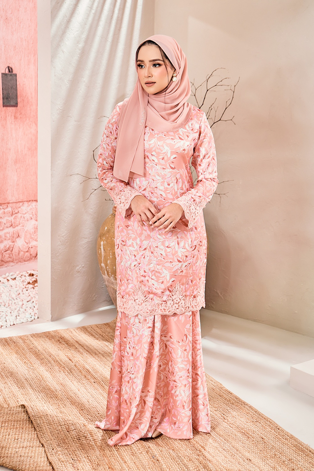 SIPO 2024 Modern Design Baju Kurung High Quality OEM ODM Muslim Dress Clothing Luxe Kurung
