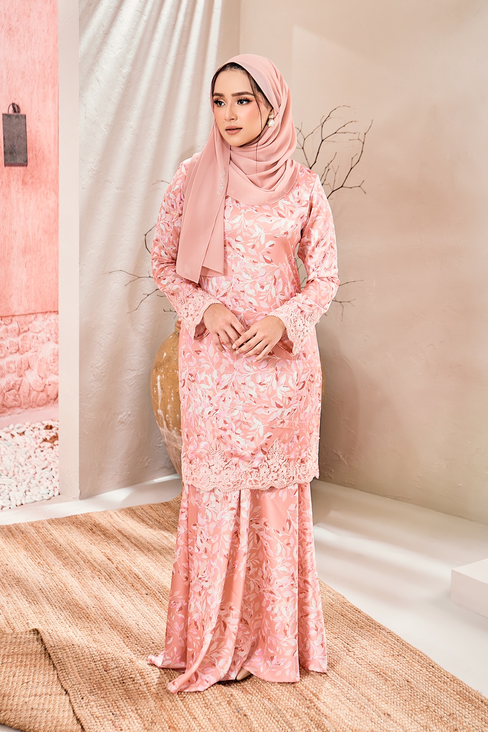 SIPO 2024 Modern Design Baju Kurung High Quality OEM ODM Muslim Dress Clothing Luxe Kurung