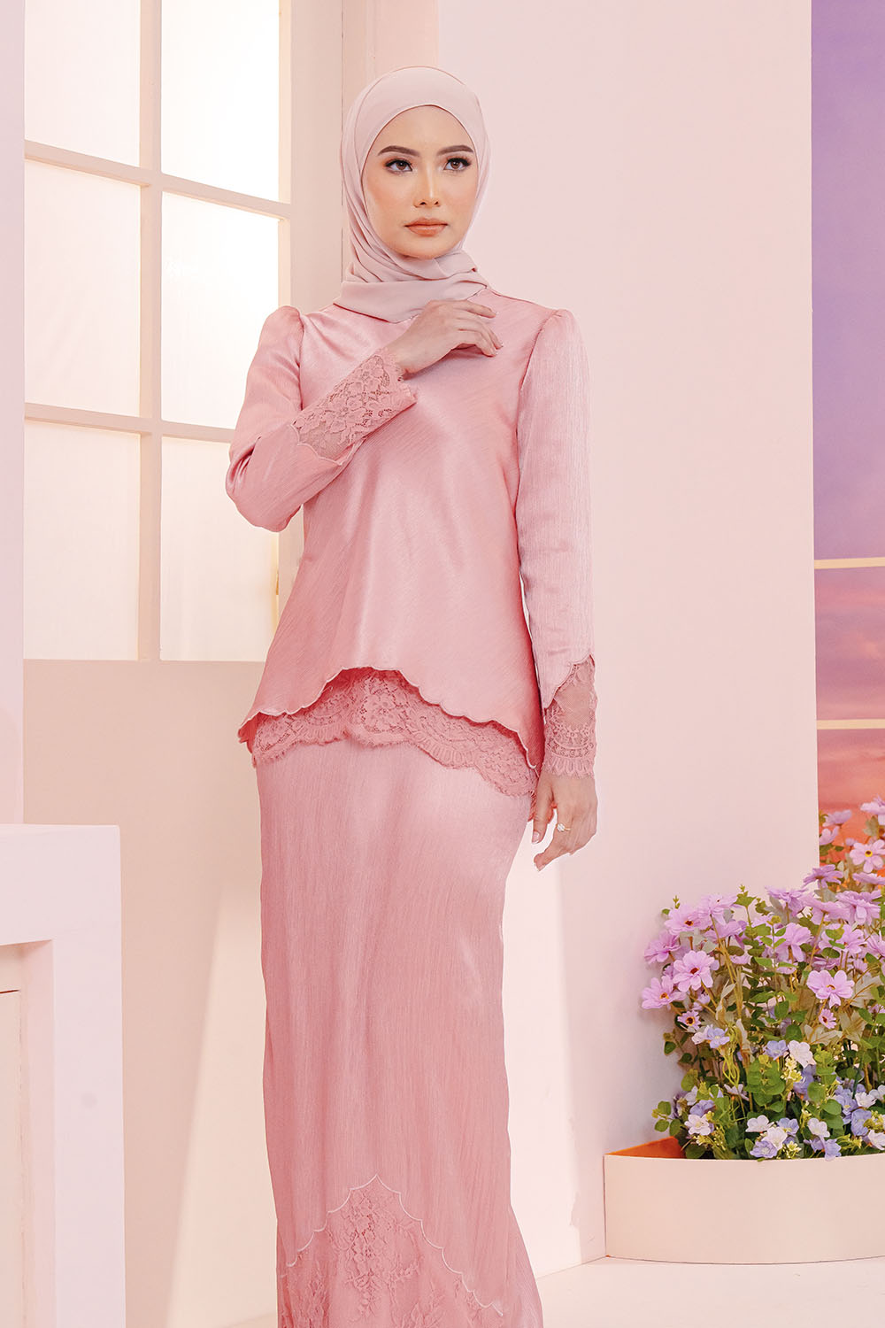 SIPO New Arrival OEM ODM Muslim Clothing Malaysia Clothes Baju Kurung Mini Scallop Kurung with French Lace for Women