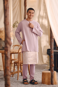 SIPO Modern Men's Kurta with Key-Hole Neckline And Functional Side Pockets Kurta For Men