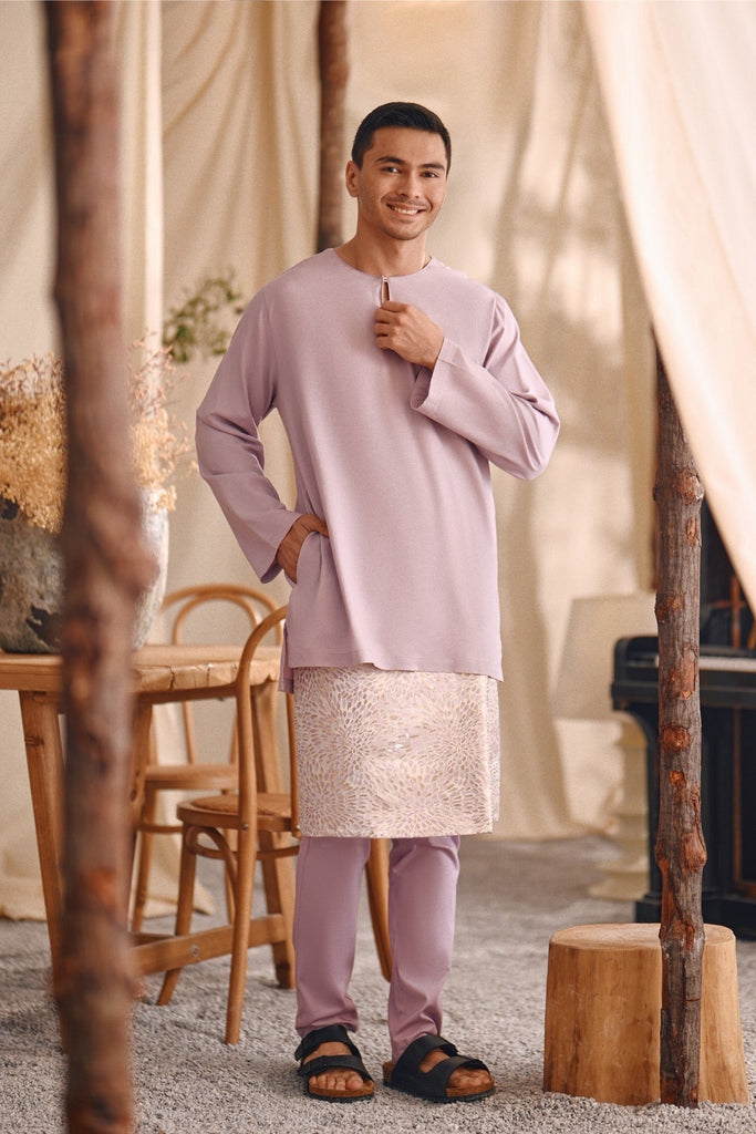SIPO Modern Men's Kurta with Key-Hole Neckline And Functional Side Pockets Kurta For Men