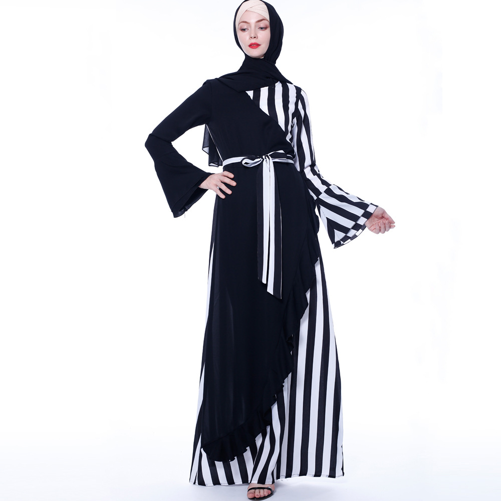Muslim Abaya Female Color Matching Striped Flared Sleeve Lace Dress Middle East Abaya