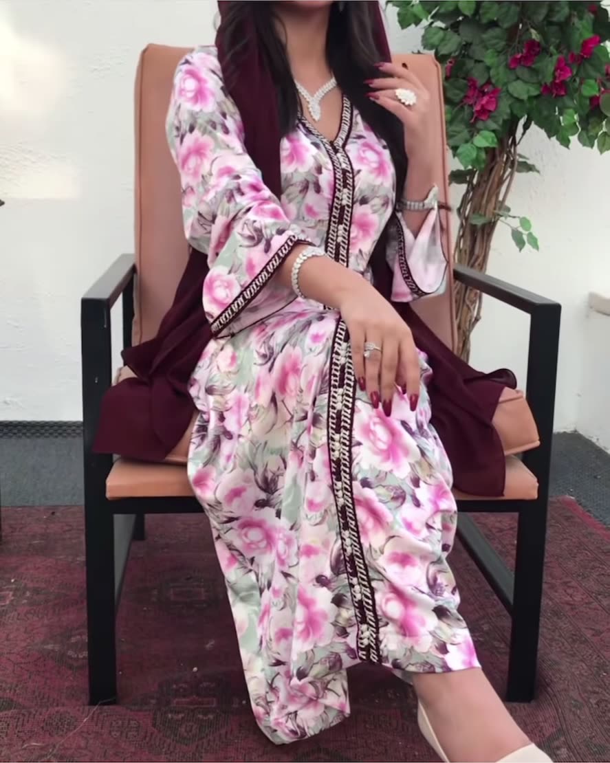  Modest Muslim Dress Embroidery Open Dubai Kaftan Islamic Clothing Borka Fabric Kimono Wholesale Fashion Abaya
