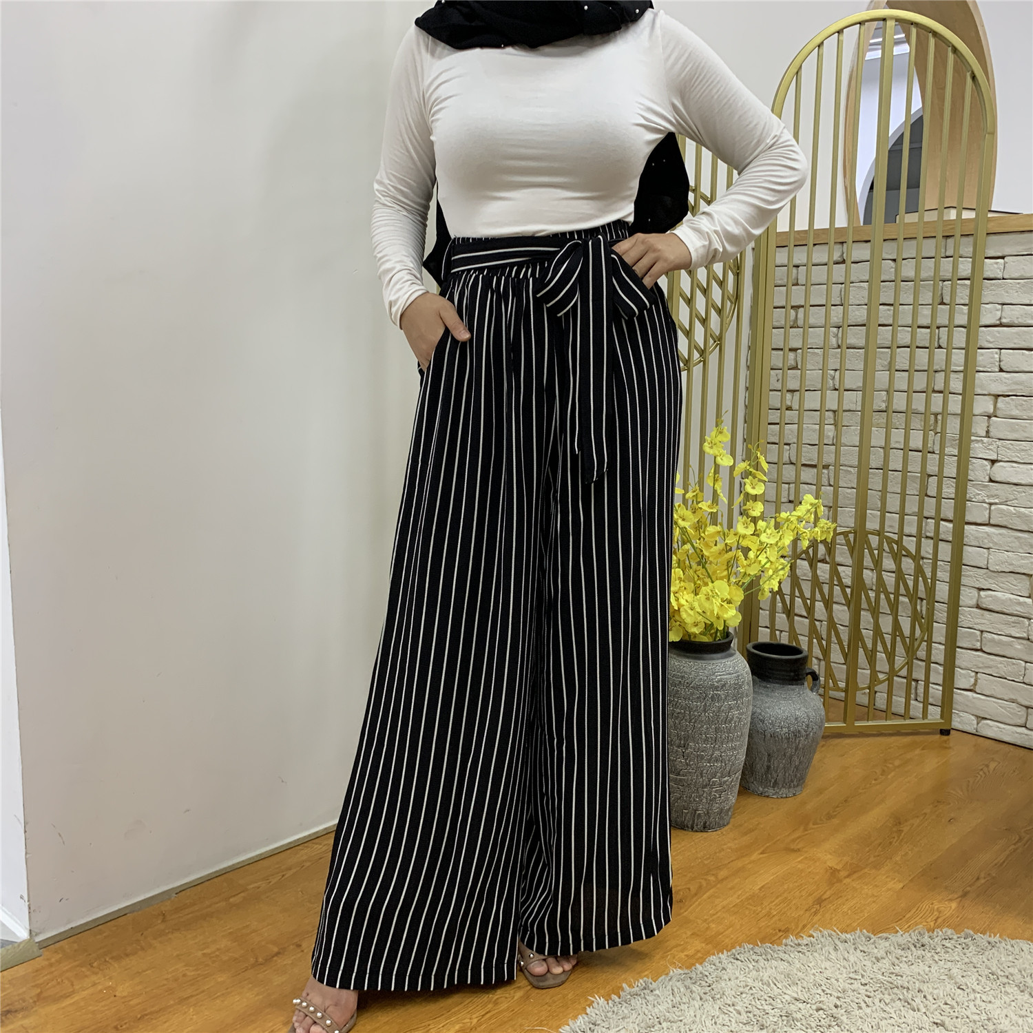 2022 European And American Muslim Casual Women's Striped Wide Leg Pants Trousers