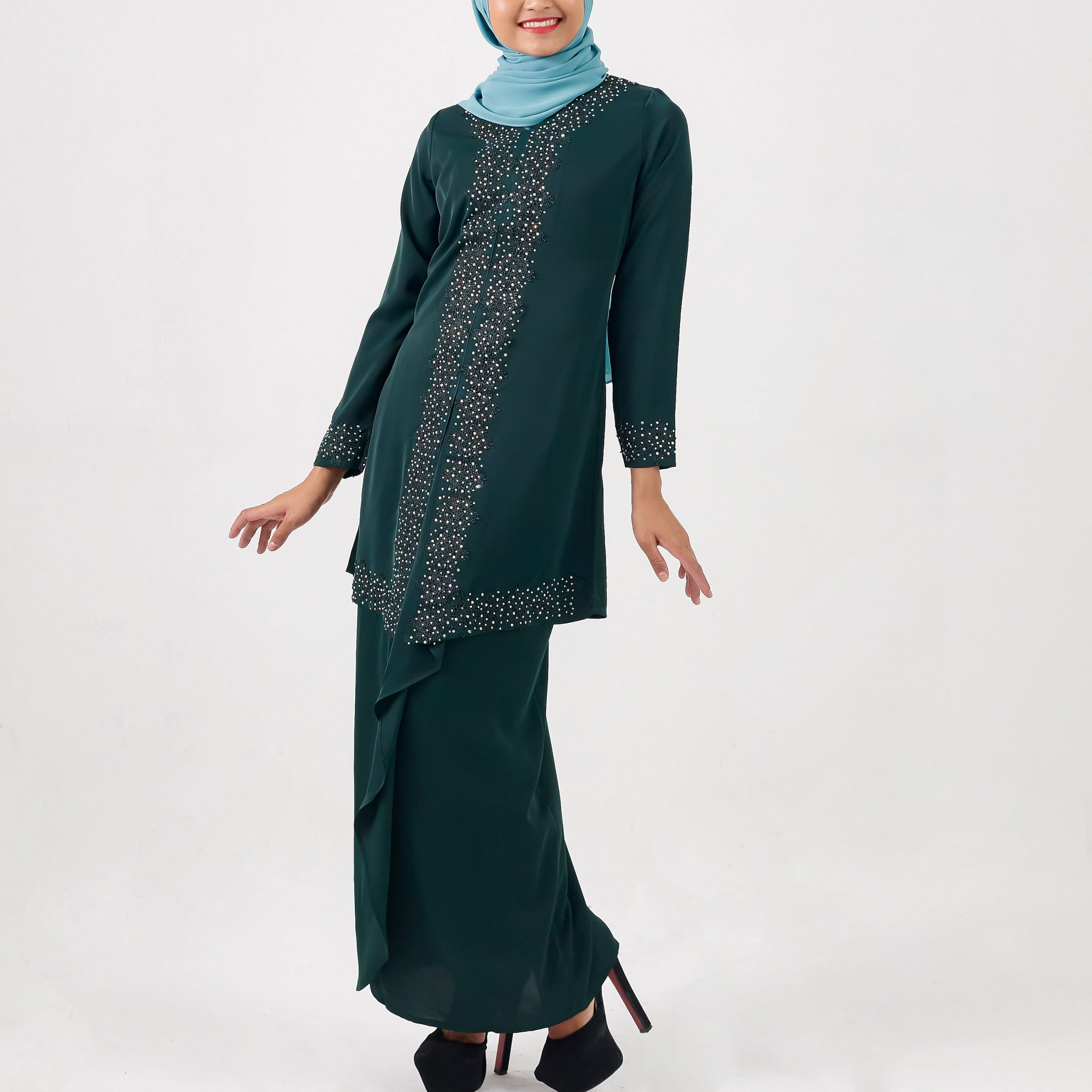 Gene-Martion-Saryna-Kurung-Kebaya-RA8048SU-88-Sacramento-Green-2-scaled