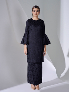 SIPO Trendy New Arrival Muslim Baju Kurung ODM OEM Fashion Modern-fitting Kurung with Flare Sleeve for Women 