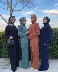  Modest 2pieces Two Piece Women Burka Top Suit Printing Kurti 2022 Dubai Islamic Clothing Pants Prayer Maxi Thobe Muslim Blouse Set