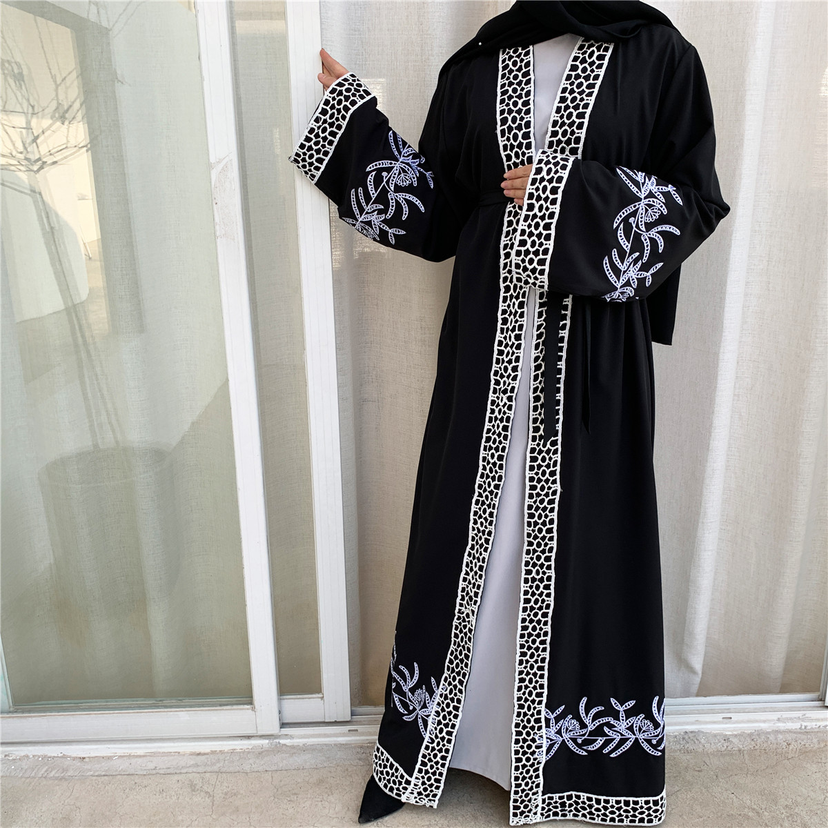 Eid Al-Fitr Middle East Islamic Dubai Stitching Lace Embroidery Cardigan Muslim Open Abaya (14)