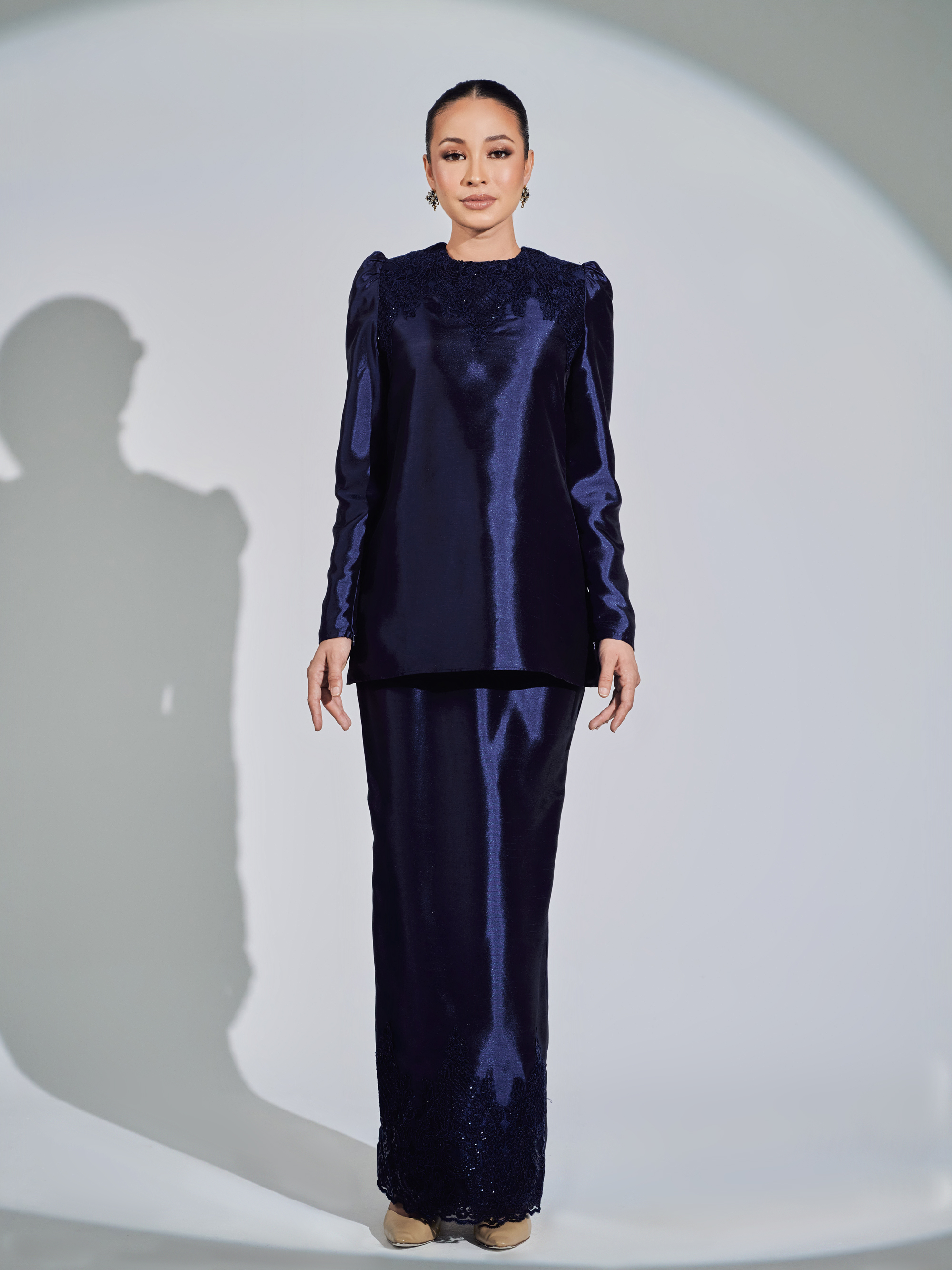SIPO Hot Selling Luxury Baju Kurung Wholesale in Vietnam Traditional Malay Sia Kurung Solid Color Premium Shantung Mini Puff Shoulder Muslim Dress