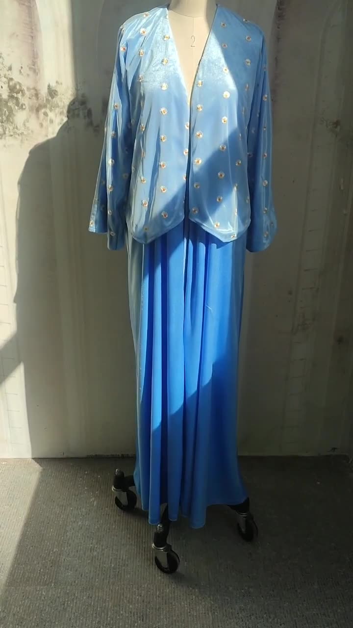 2022 Muslim Simple And Fashionable Blue Elegant High-elastic Ramie Single-layer Arab Robe