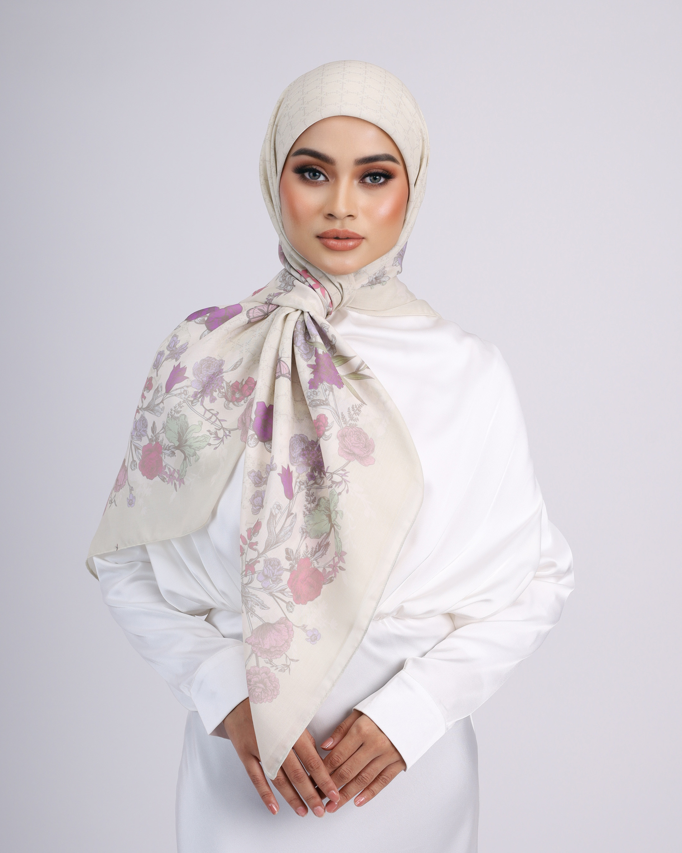 SIPO Wholesale Fashion Pattern Digital Printed Cotton silk Scarf Square bidang 45 Tudung Bawal For Malaysia Women