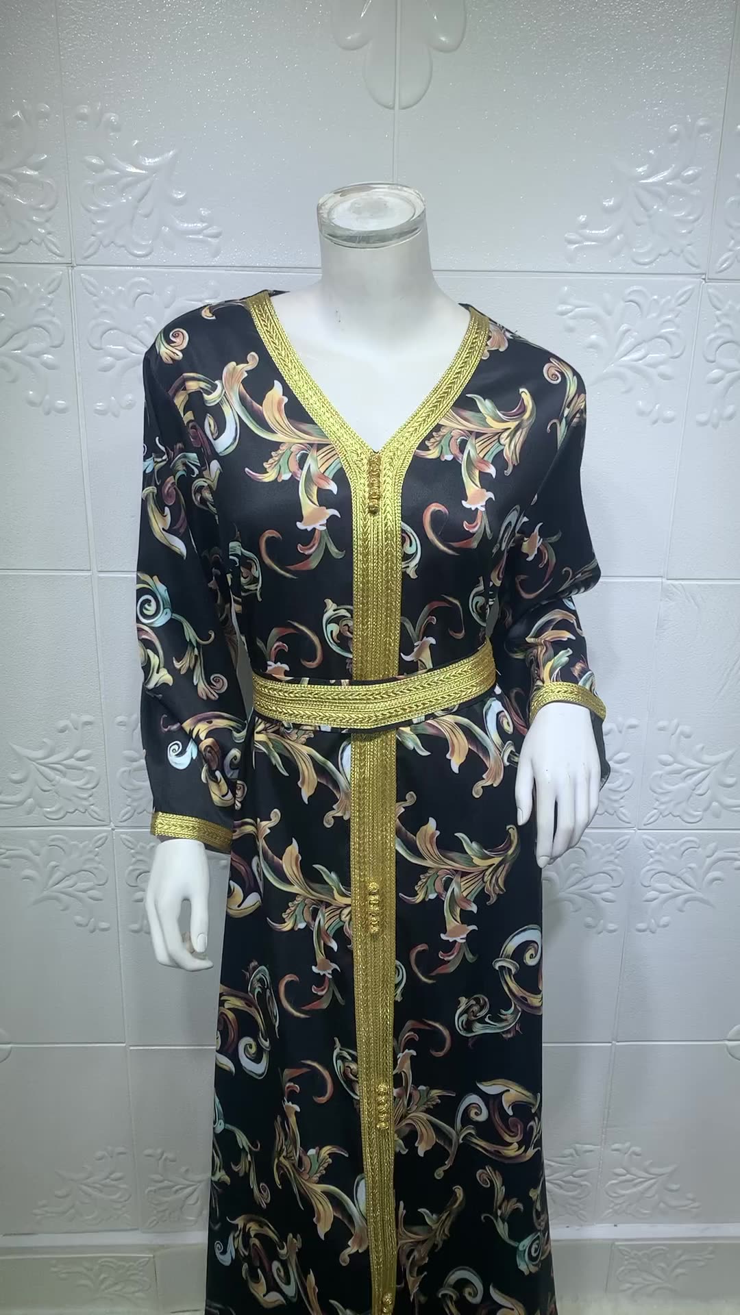  Modest Muslim Dress Embroidery Open Dubai Kaftan Islamic Clothing Borka Fabric Kimono Wholesale Fashion Abaya