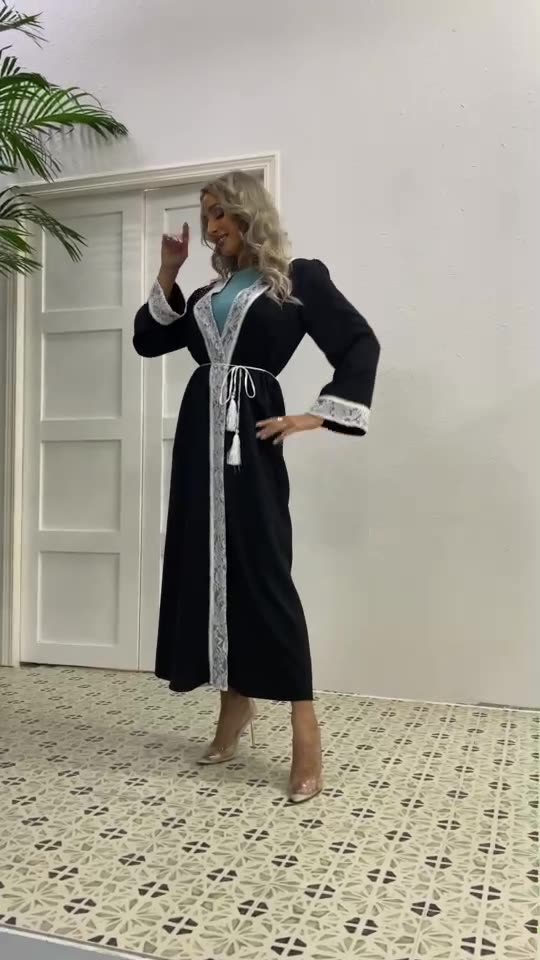 2022 Muslim Southeast Asia New Fashion Simple Middle East Elegant Lace Muslim Loose Black Jacket