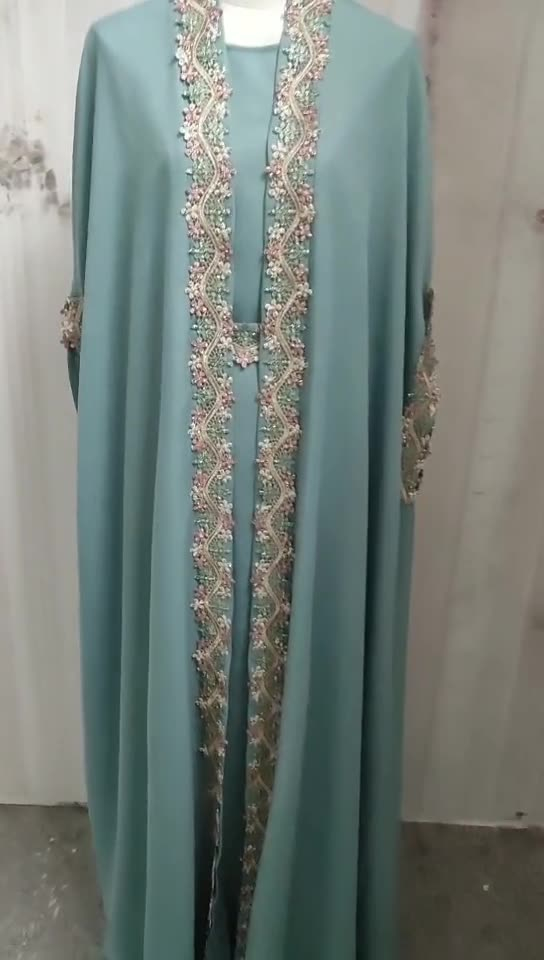 2022 Muslim Two Piece Set Large Heavy Industry Embroidered Middle East Muslim Embroidered Women's Robe with Belt