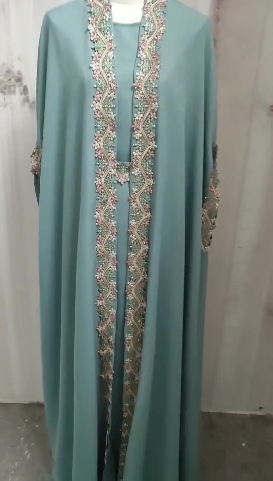 2022 Muslim Two Piece Set Large Heavy Industry Embroidered Middle East Muslim Embroidered Women's Robe with Belt