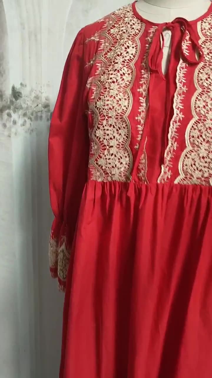 2022 Muslim Dubai Cotton Embroidered Single Layer Elegant Middle Eastern Muslim Women's Clothing