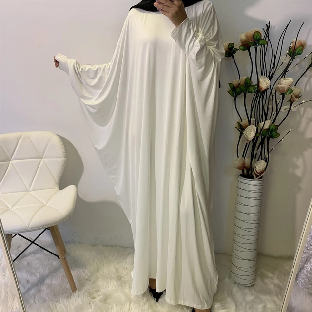 2022 Hot Sale in The Middle East Big Solid Color Muslim Abaya Fashion Bat Sleeve Robe Plus Size Dress 