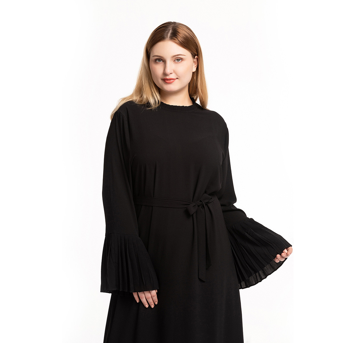 European And American Plus Size New Women's Dress Round Neck Pleated Stitching Trumpet Sleeve Slim Dress