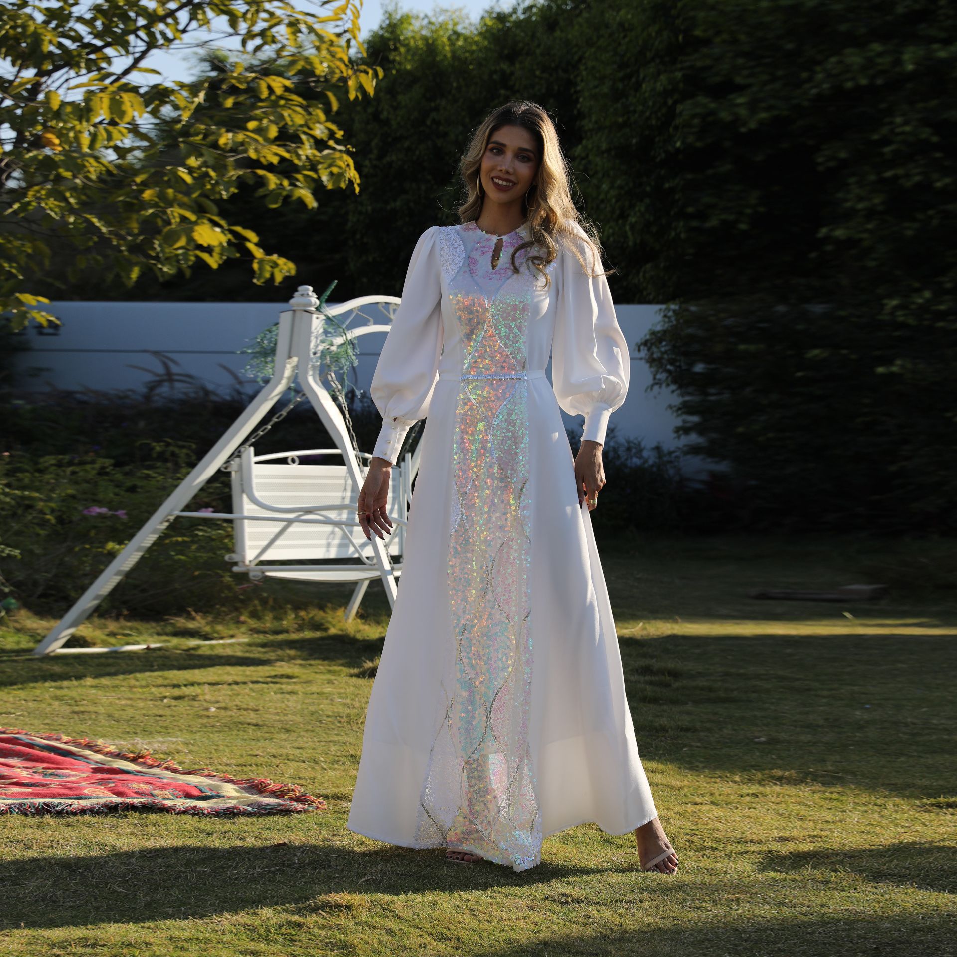 2022 Muslim New Style Elegant And Thin Lace-up White Muslim Fashion Sequins Ethnic Style Foreign Trade Middle Eastern Women's Clothing