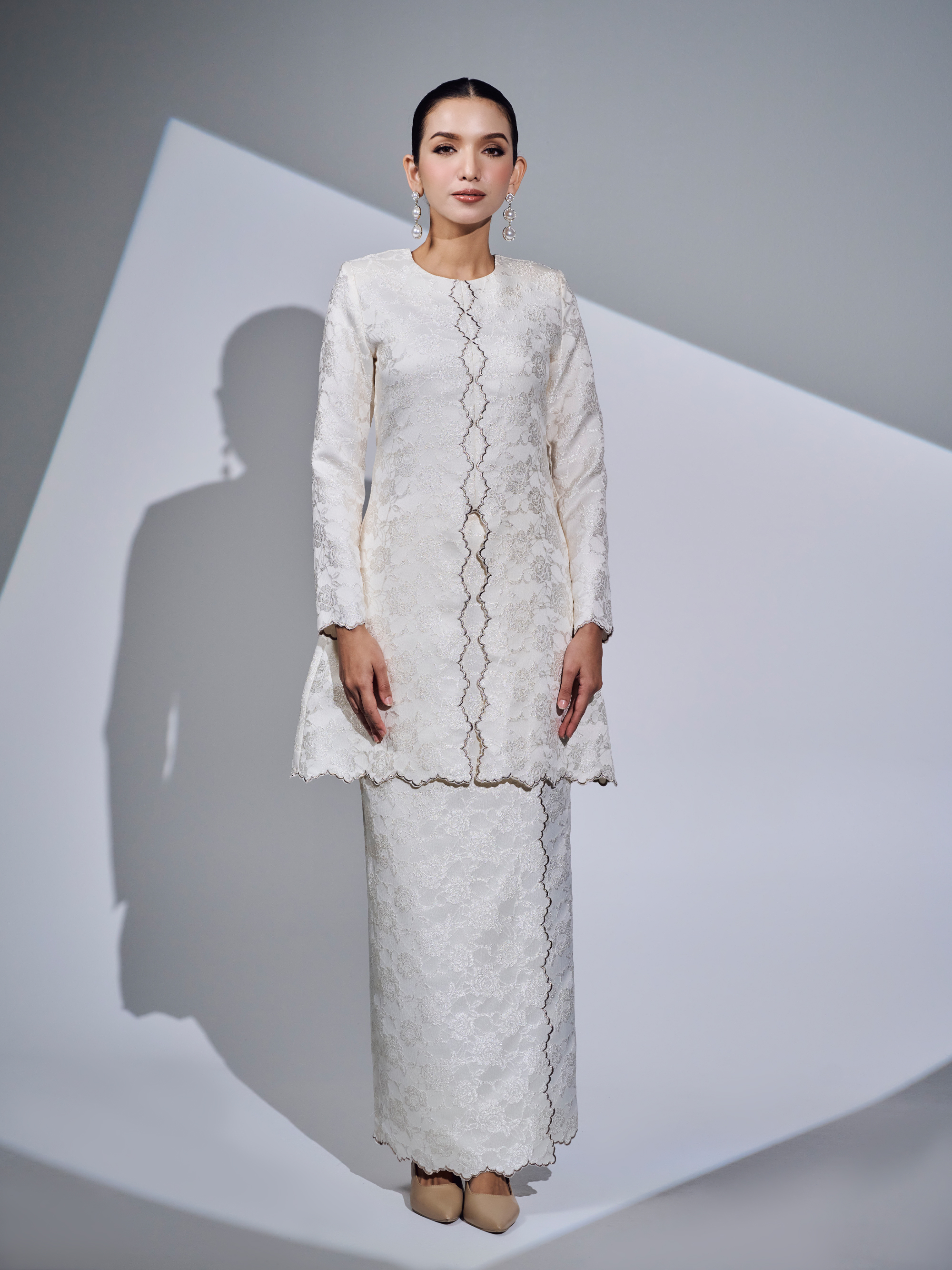 SIPO 2024 New Design Women Fashion Muslim Long Sleeves Embroidery Islamic Clothing Muslim Dresses Malaysia Baju Kurung