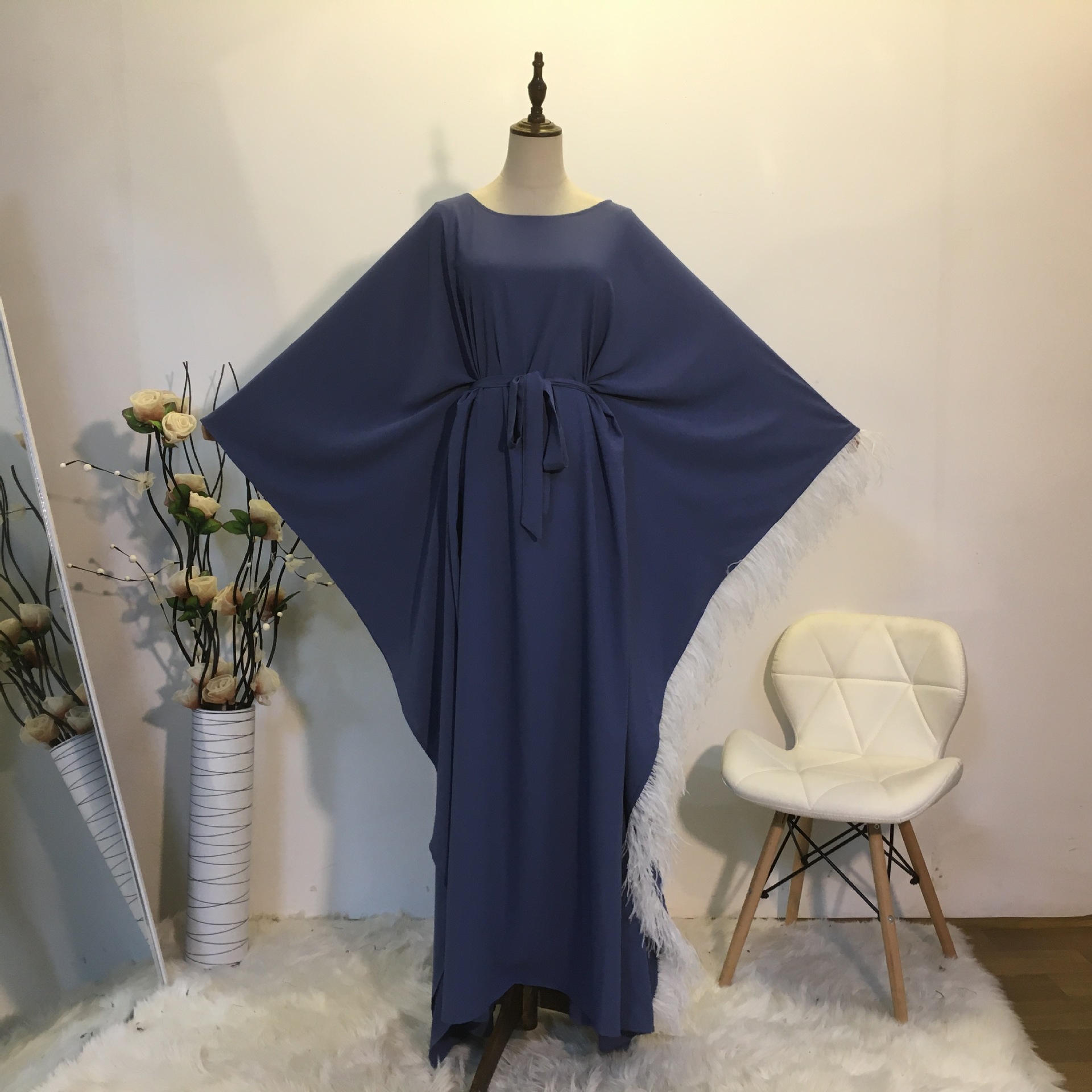 Cross-border Fashion Stitching Feather Elegant Loose Muslim Robe Bat Sleeve Plus Size Women's Dress