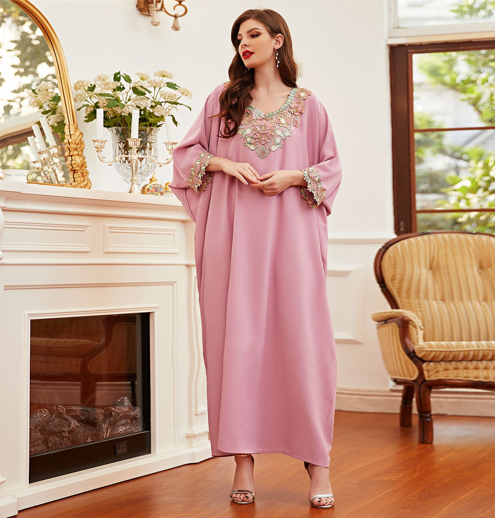 New Dubai Casual Maxi Dresses Modest Muslim Women Embroidery Islamic Clothing Abaya